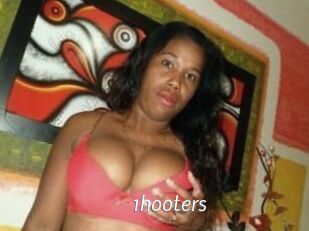 1hooters