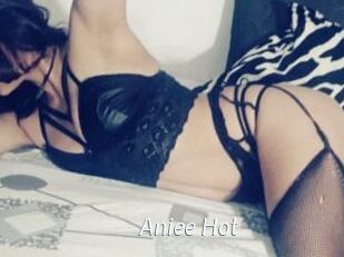 Aniee_Hot