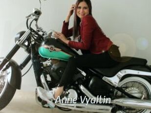 Anne_Vyaltin
