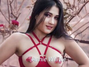 Annie_Whitte