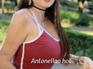 Antonellaa_hot