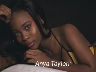 Anya_Taylorr
