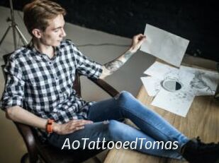 A0TattooedTomas
