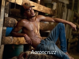 Aaroncruzz