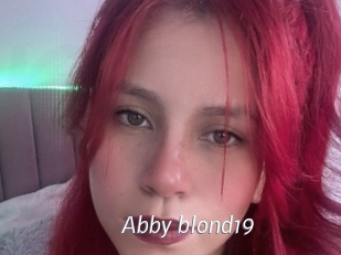 Abby_blond19
