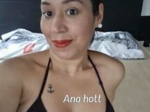 Ana_hott