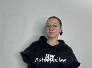 Ashleyatlee