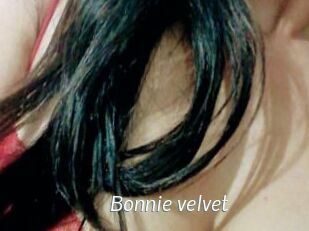 Bonnie_velvet