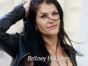 Britney_Houston