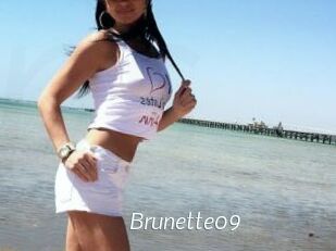 Brunette09
