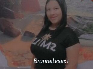 Brunnetesex1