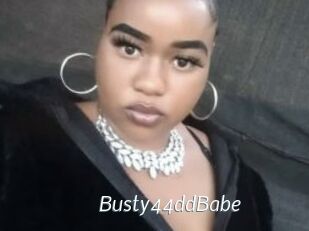 Busty44ddBabe