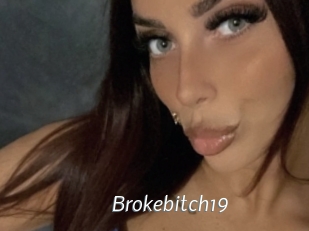 Brokebitch19