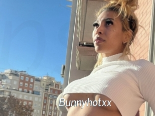 Bunnyhotxx