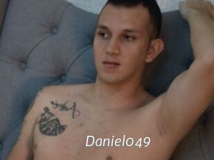 Daniel049