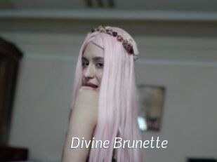 Divine_Brunette