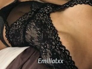 Emiliatxx