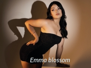 Emma_blossom