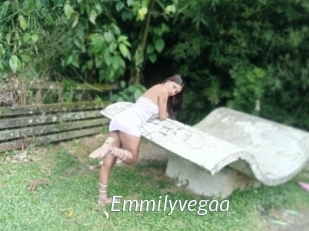 Emmilyvegaa