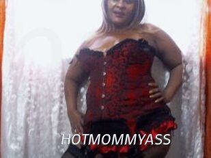 HOTMOMMYASS