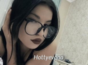 Hottyevaaa
