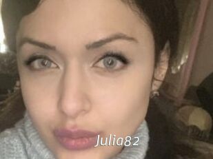 Julia82