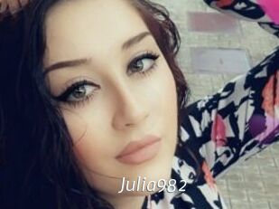 Julia982