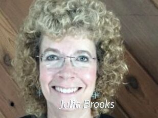 Julia_Brooks