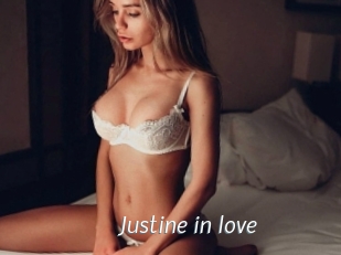 Justine_in_love