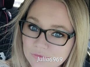Julia6969