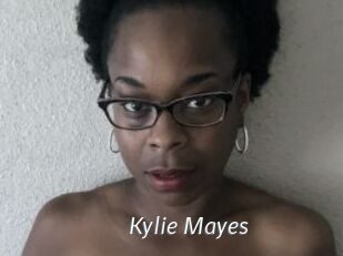 Kylie_Mayes