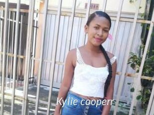 Kylie_cooperr