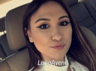 Luna_Avena