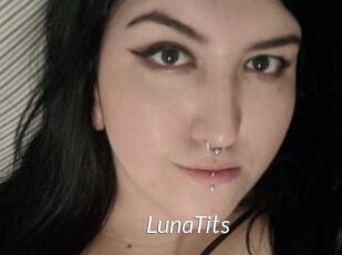 LunaTits