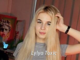 Lylya_Toxic