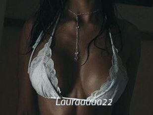 Lauraaaaa22