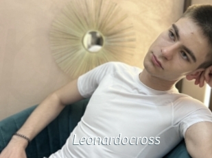 Leonardocross