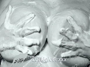 Lottielovexxx