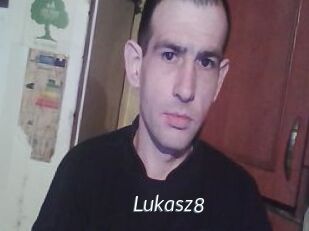 Lukasz8