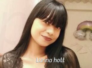 Lunna_hott
