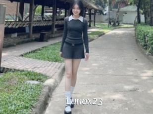 Lunox23