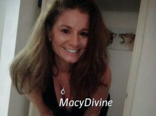 Macy_Divine