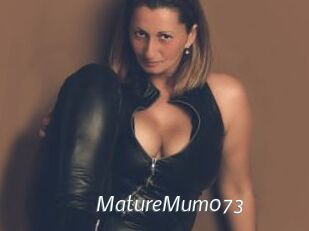 MatureMum073