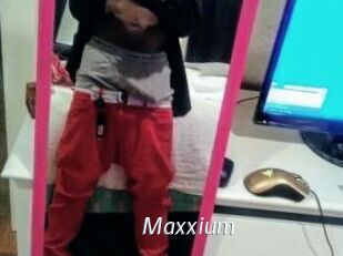 Maxxium