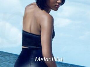 MelaniMai