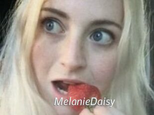 Melanie_Daisy