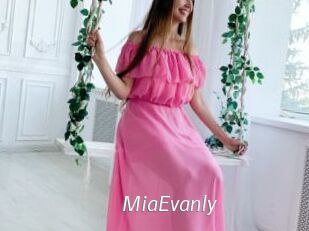 MiaEvanly