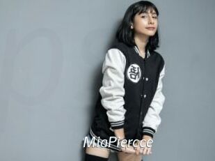 MiaPiercce