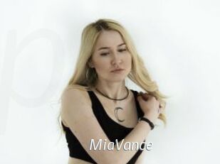 MiaVance