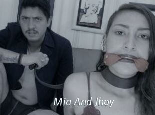Mia_And_Jhoy_